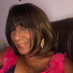 Meet your Posher, Mariela